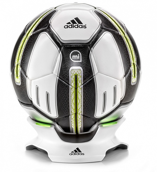 tmp_190010 Полноразмерный футбольный мяч - Adidas miCoach smart ball