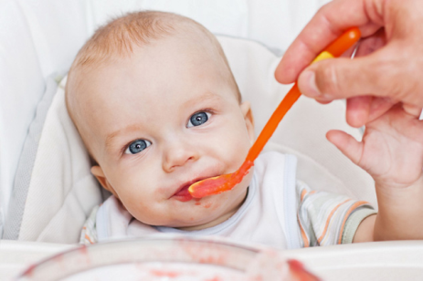 Какое детское пюре лучше – баночное или домашнего приготовления?