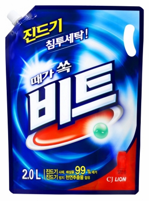 Жидкое средство CJ Lion Beat для ручной и автоматической стирки, мягкая упаковка, 2000 мл