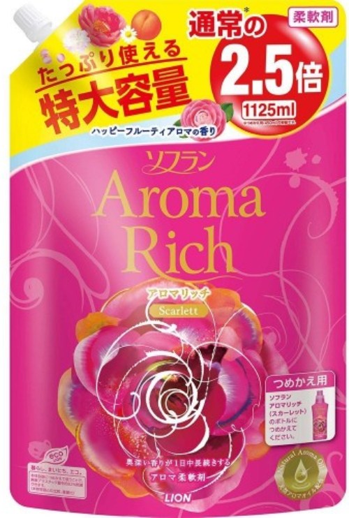 Кондиционер для белья LION Aroma Rich Scarlett с цветочно-фруктовым ароматом, мягкая уп., 1125 мл