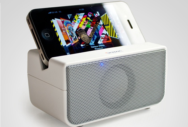 ZP201--wh Колонка Boombero (белый)