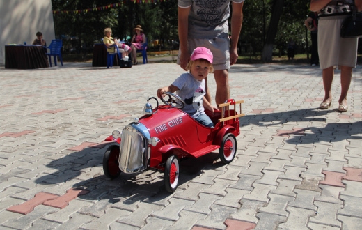 TVL Firefighter Педальная машинка TVL Firefighter (красный)